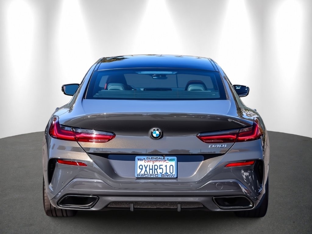2026 BMW 8 Series photo 5