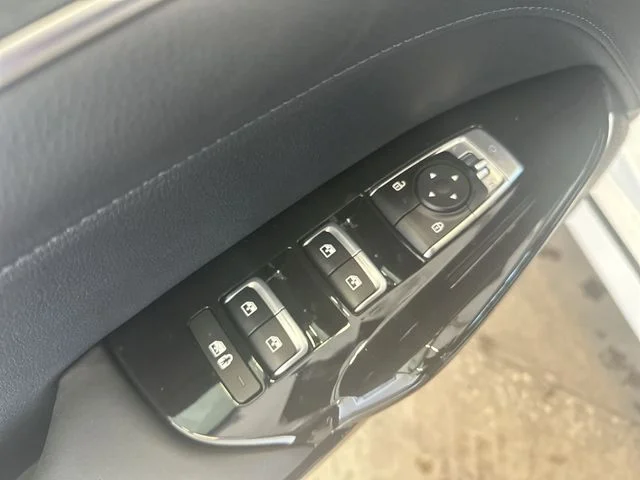 2026 Kia K5 EX - Photo 17