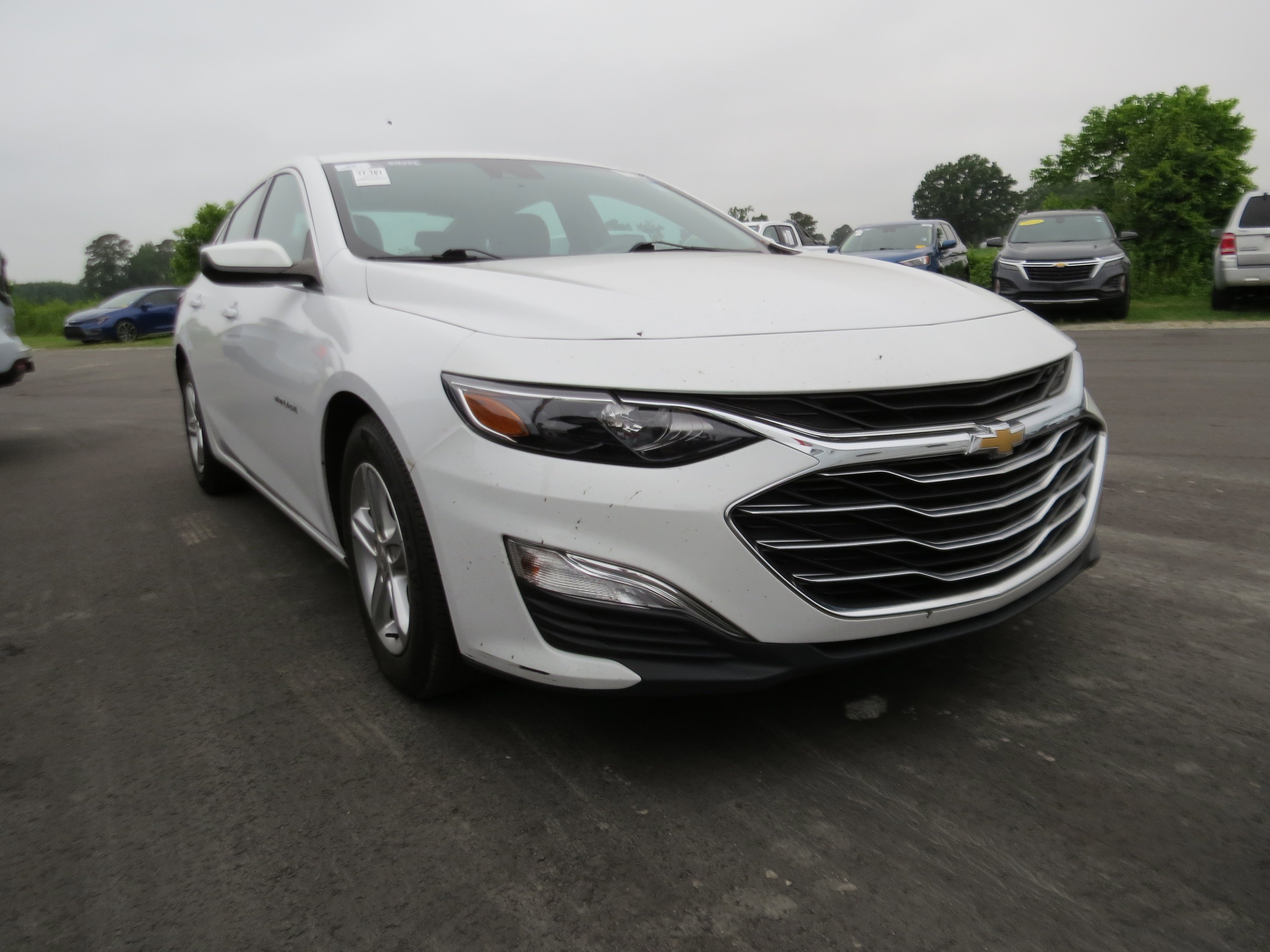 Used 2021 Summit White Chevrolet LS image 2