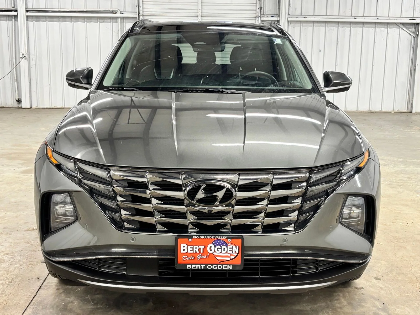Used 2022 Gray Hyundai Limited image 2