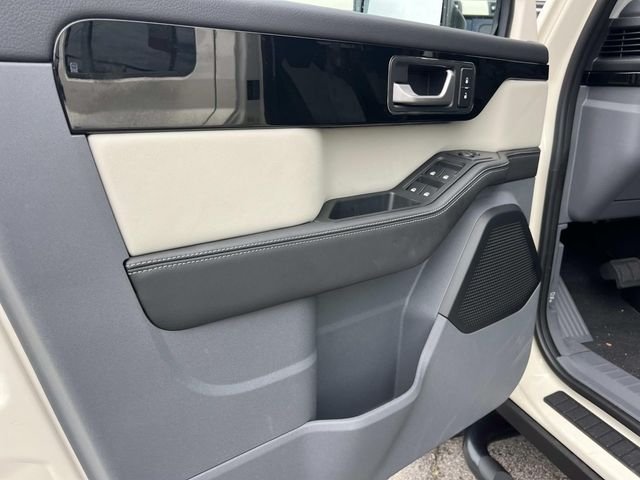 Used 2026  INEOS Fieldmaster Edition image 22