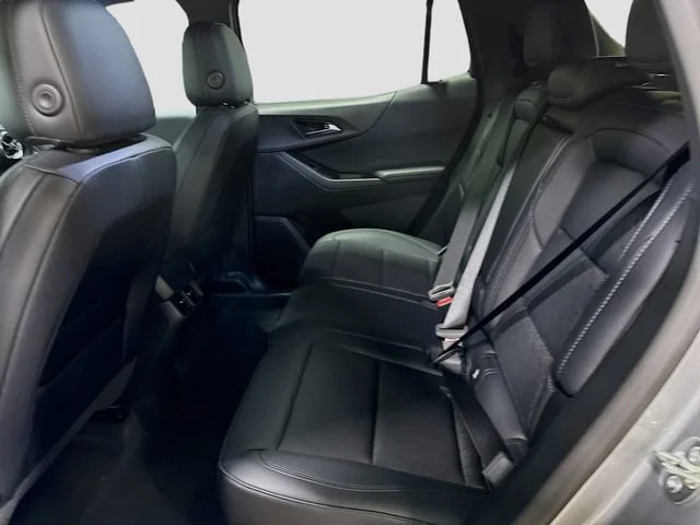 2027 Chevrolet Equinox LT - Photo 21