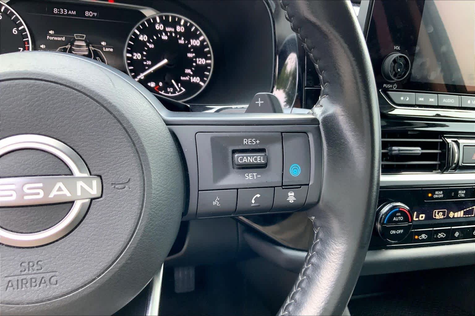 Used 2025 Glacier White Nissan SV image 21