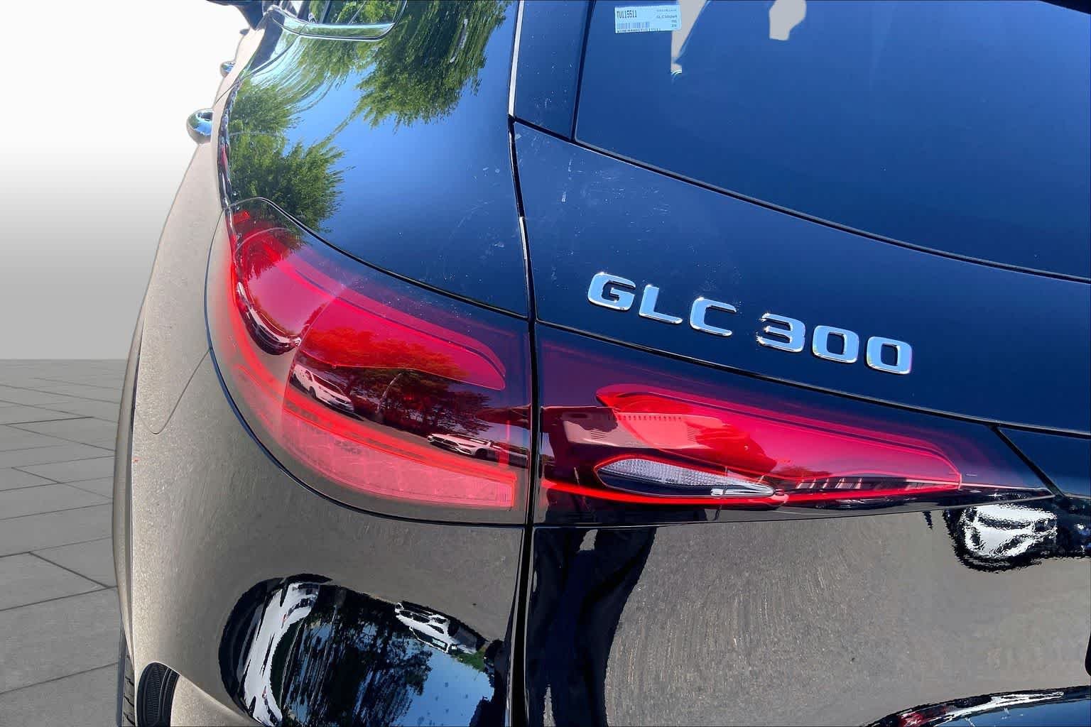Certified Used 2026 Black Mercedes-Benz GLC 300 image 26