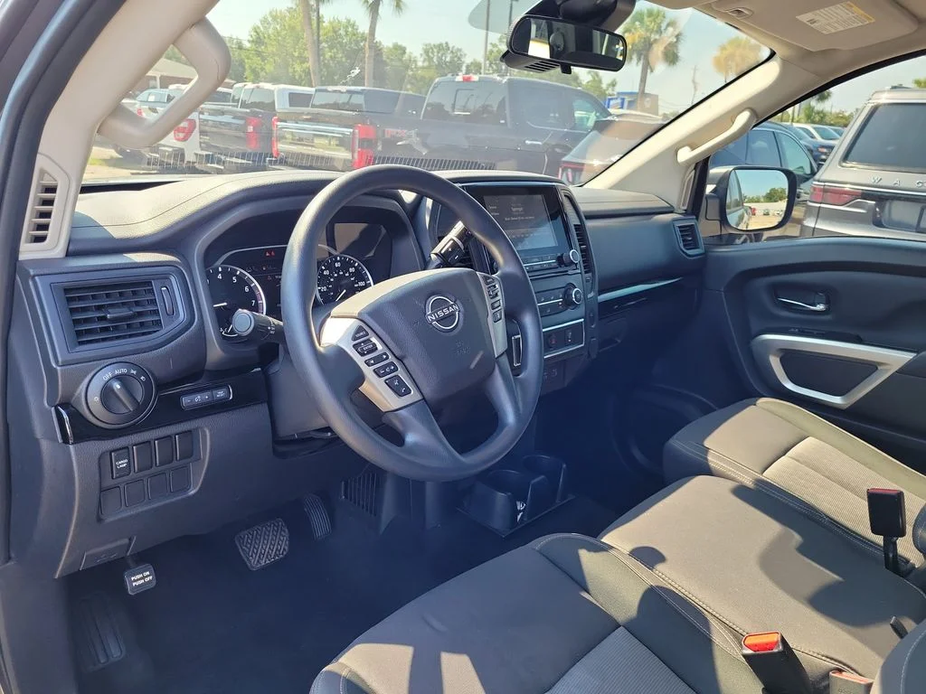 Used 2023 Gray Nissan SV image 22
