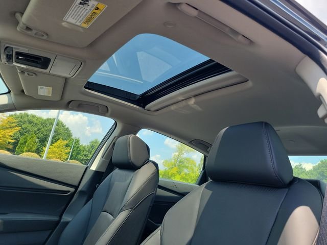 New 2026 Meteorite Gray Metallic Honda Touring image 13