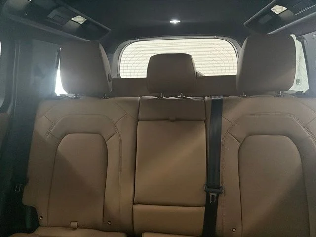 New 2026 Borasco Gray Metallic Land Rover S image 13