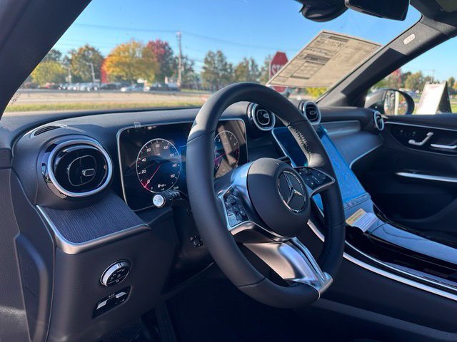 New 2027 Graphite Grey Metallic Mercedes-Benz GLC 300 image 14