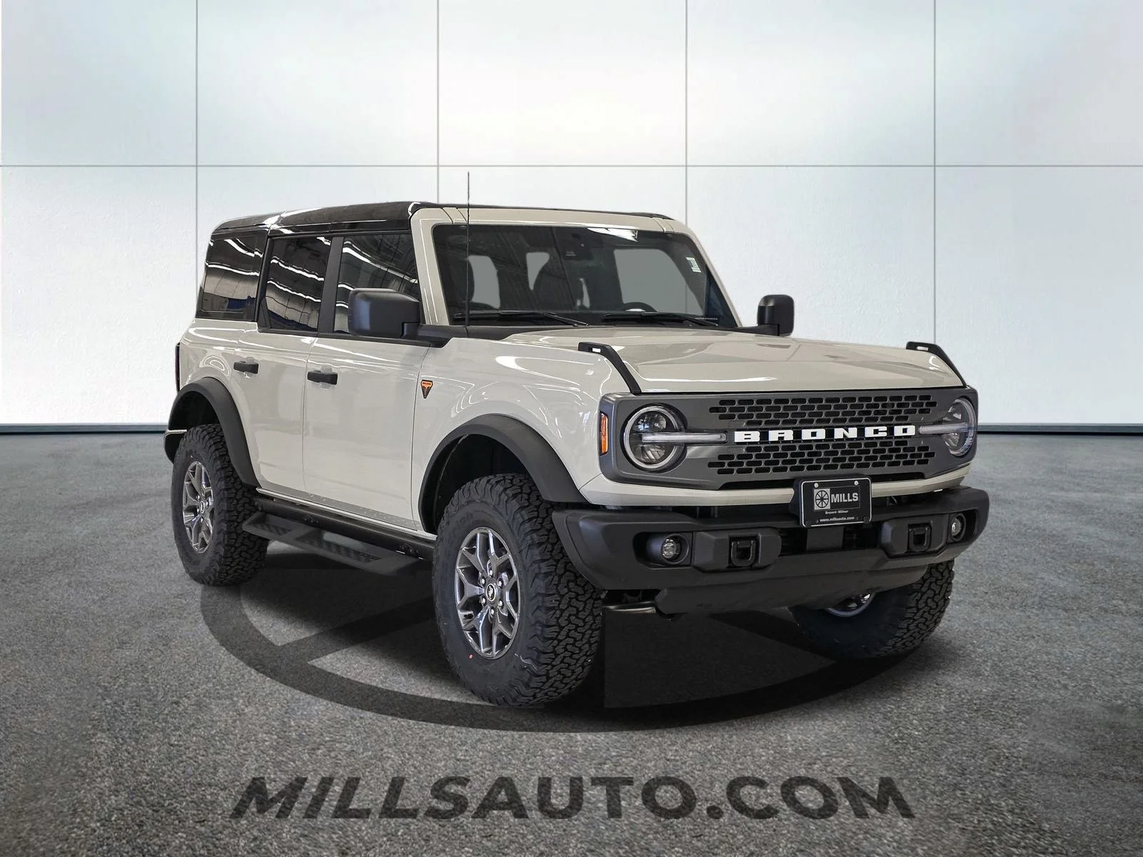 New 2025 Desert Sand Ford Badlands® image 11