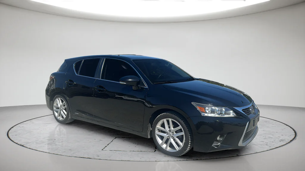 Used 2014 Black Lexus 200h image 2