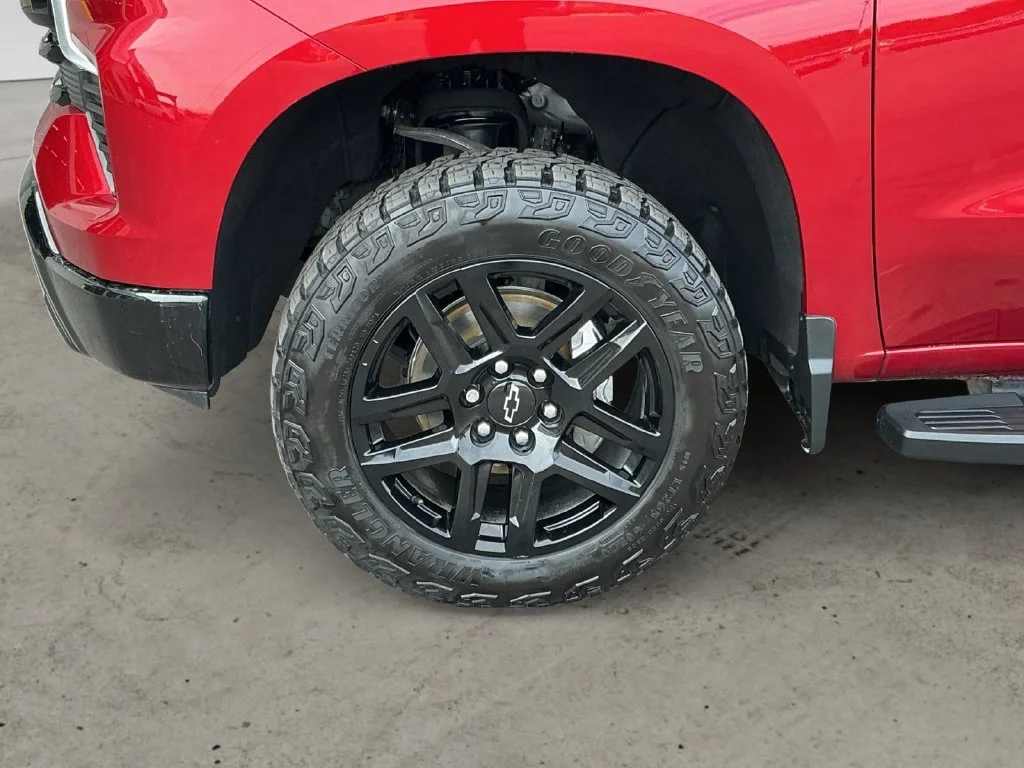 Used 2022 CHERRY RED TINTCOAT Chevrolet LT Trail Boss image 13