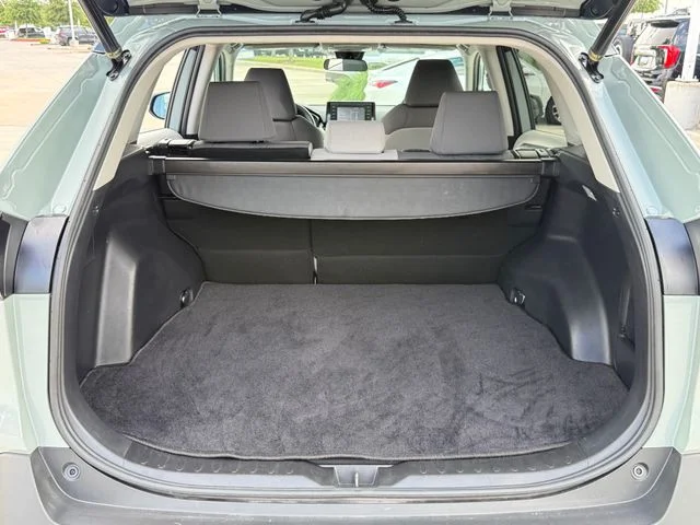 Used 2021  Toyota XLE image 28