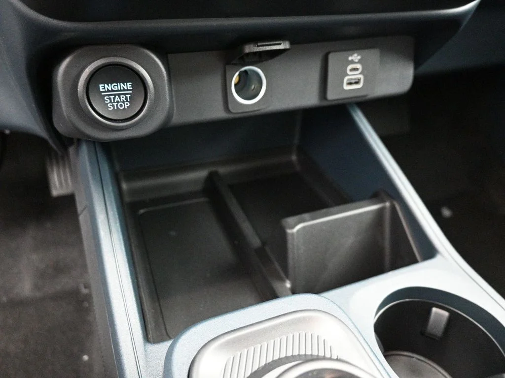 New 2025 White Ford Lobo Standard image 17
