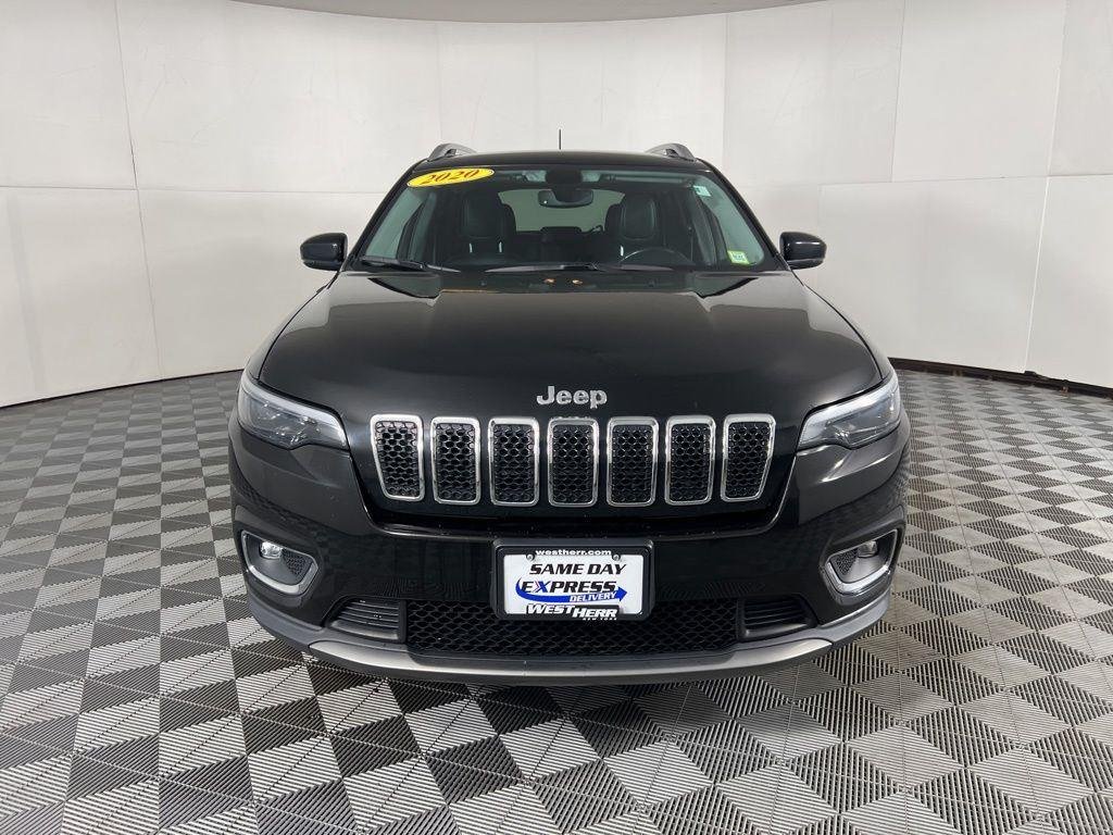 Used 2020 Diamond Black Crystal Pearlcoa Jeep Limited image 3