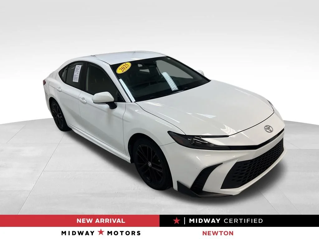 Used 2025 White Toyota SE image 1