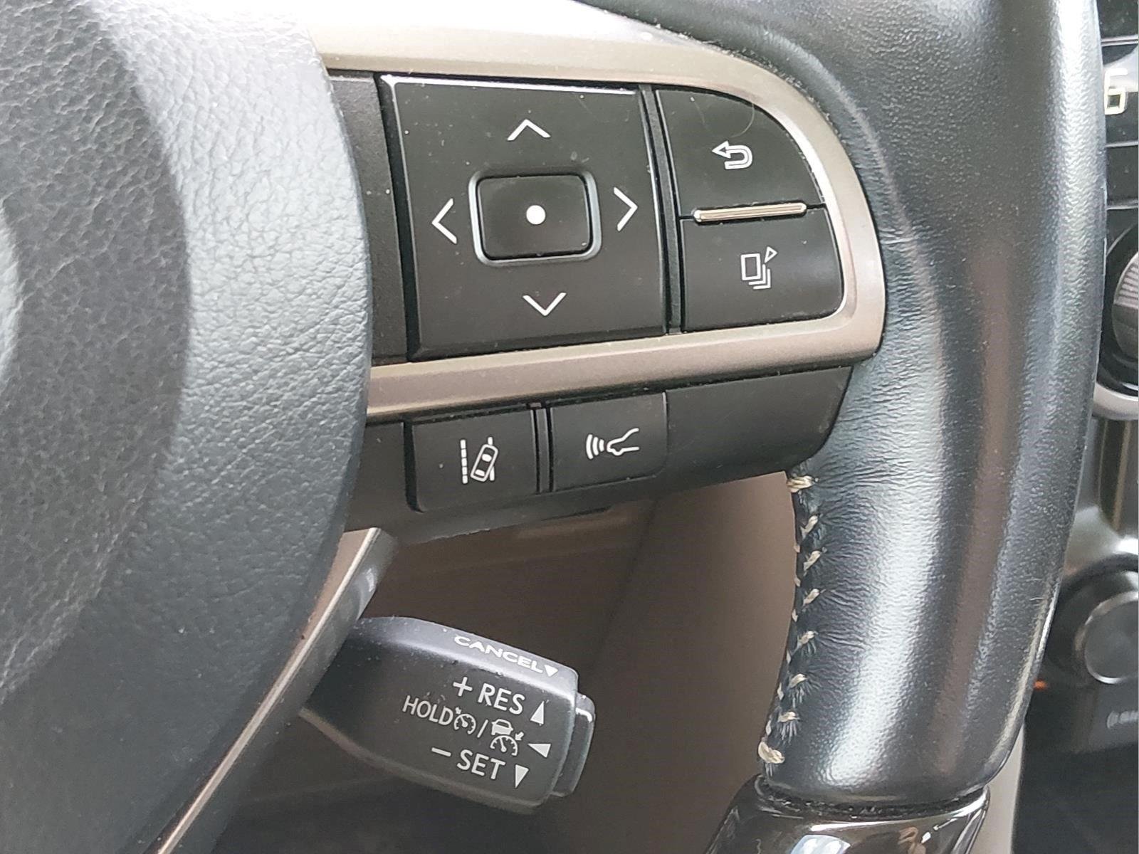 Used 2022 Starfire Pearl Lexus GX 460 Premium image 21