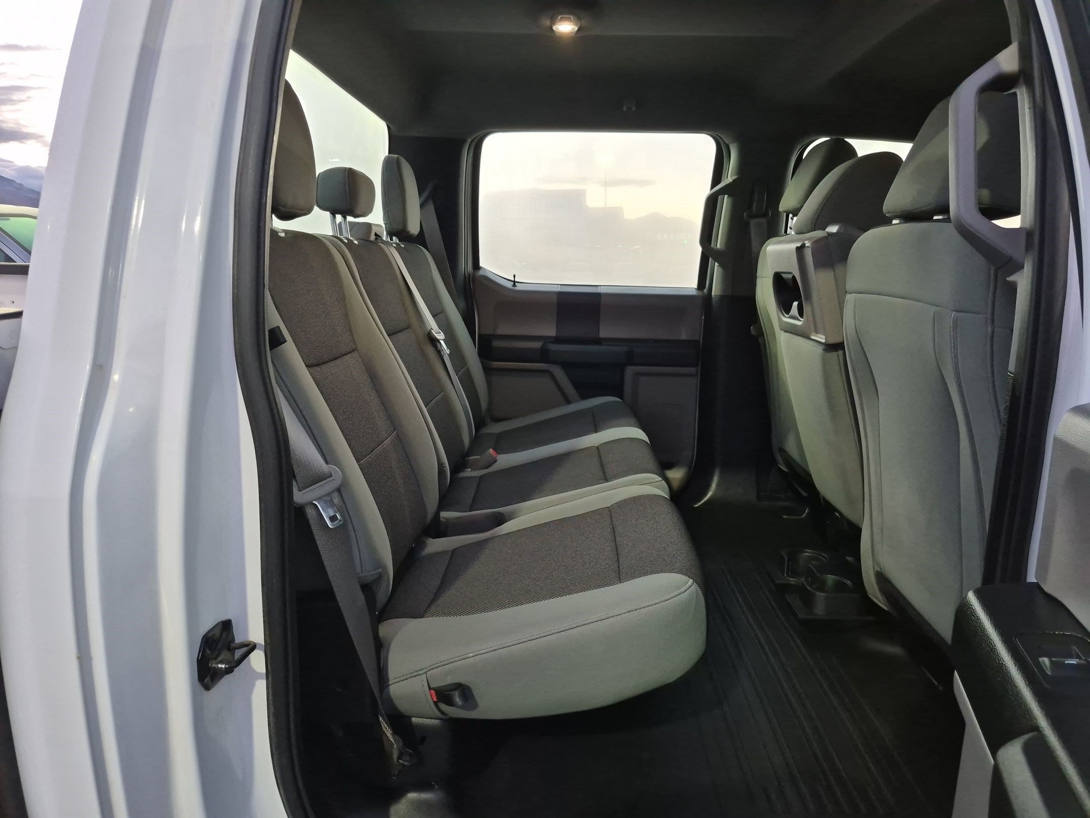 Used 2019 Oxford White Ford XL image 28