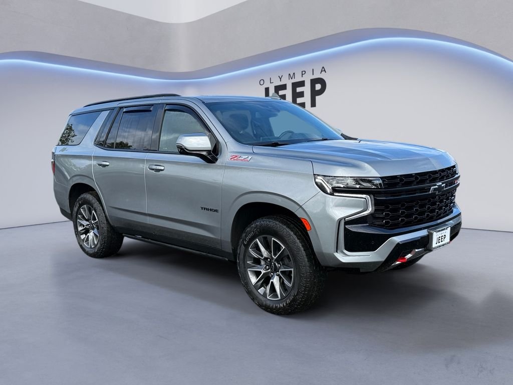 Used 2024 Gray Chevrolet Z71 image 8
