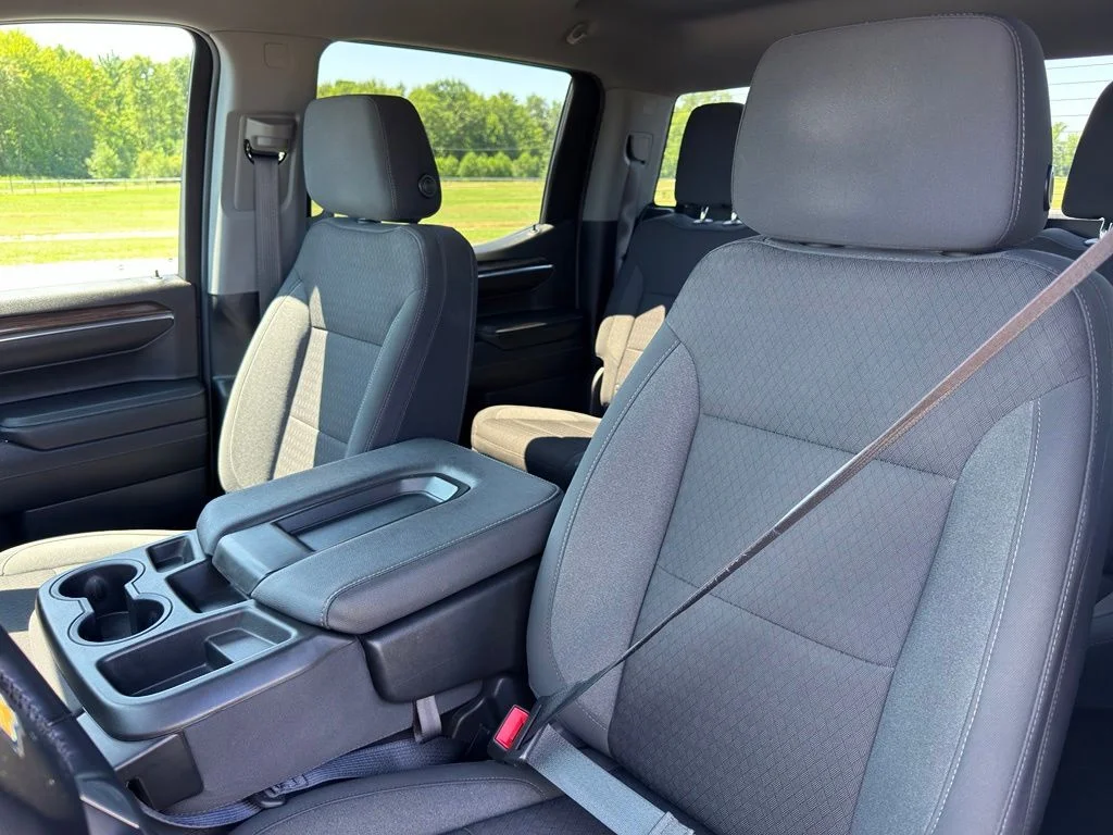 Used 2023 Gray Chevrolet LT image 19