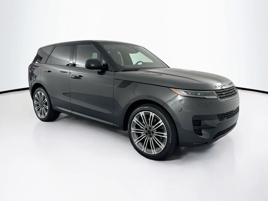 New 2026 Carpathian Grey Land Rover SE image 3