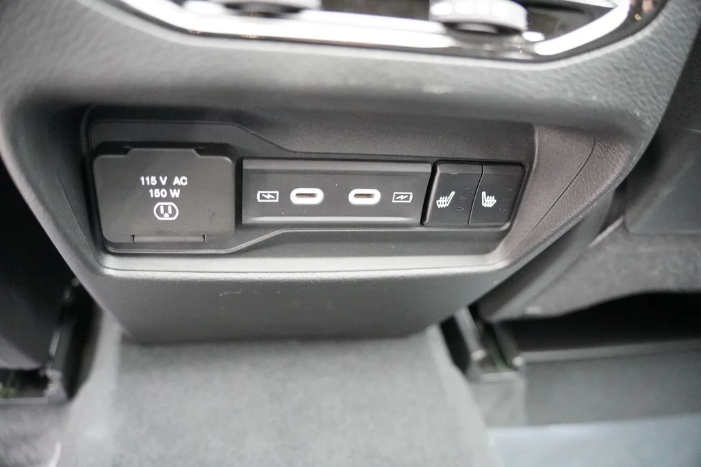 Used 2026 Black Jeep Limited Reserve image 19