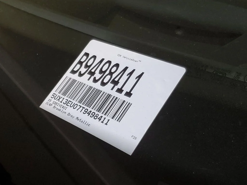 New 2026 Brooklyn Grey Metallic BMW sDrive40i image 27