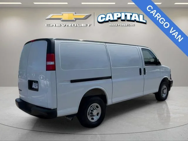 Used 2025 Summit White Chevrolet WT image 6