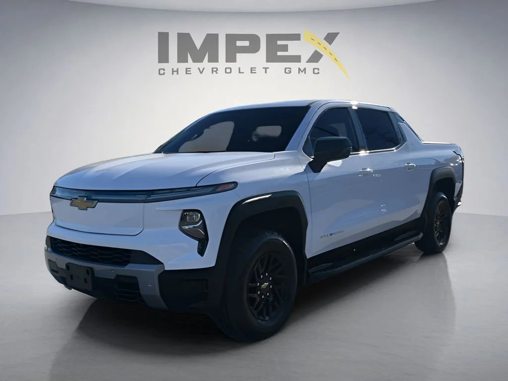 Used 2025 Summit White Chevrolet LT - Extended Range image 1