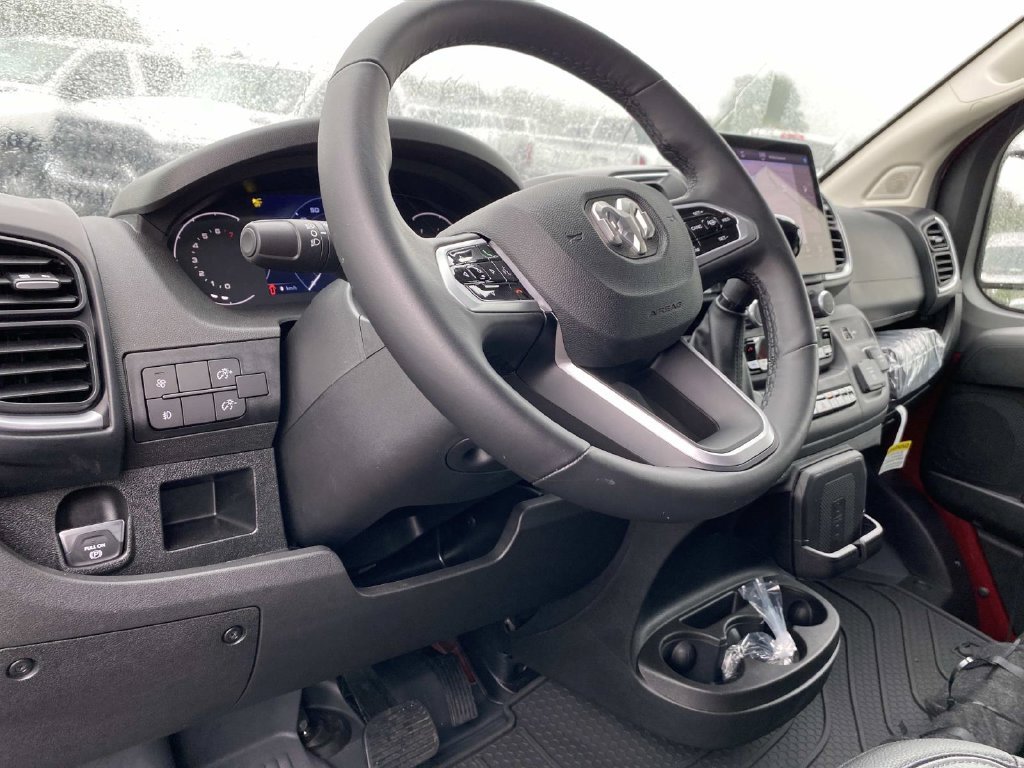 Used 2025 Red Ram High Roof image 9