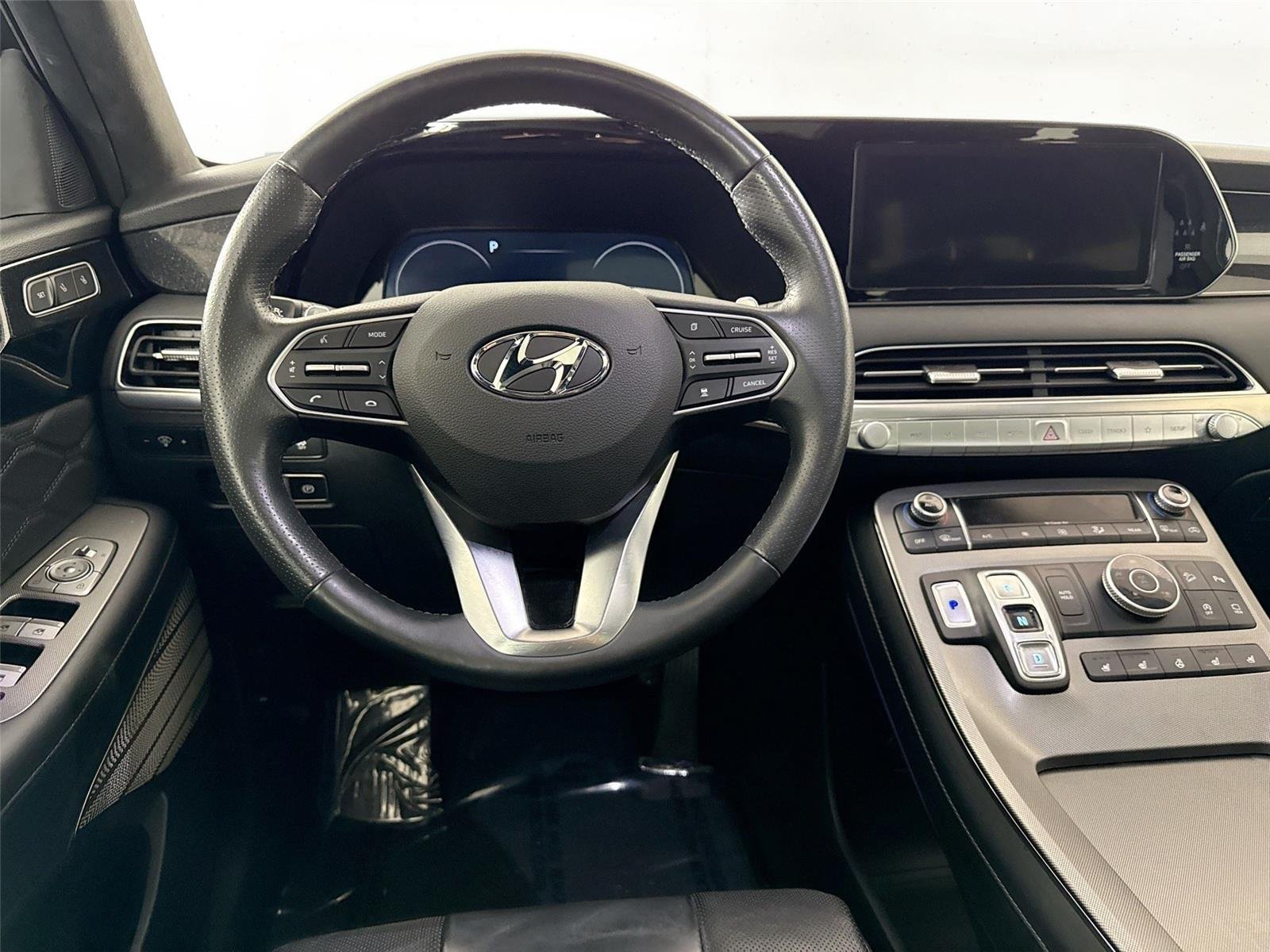 Used 2020 Steel Graphite Hyundai Limited image 32