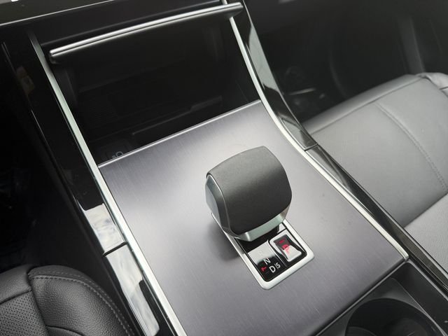 Certified Used 2026 White Land Rover Dynamic SE image 24