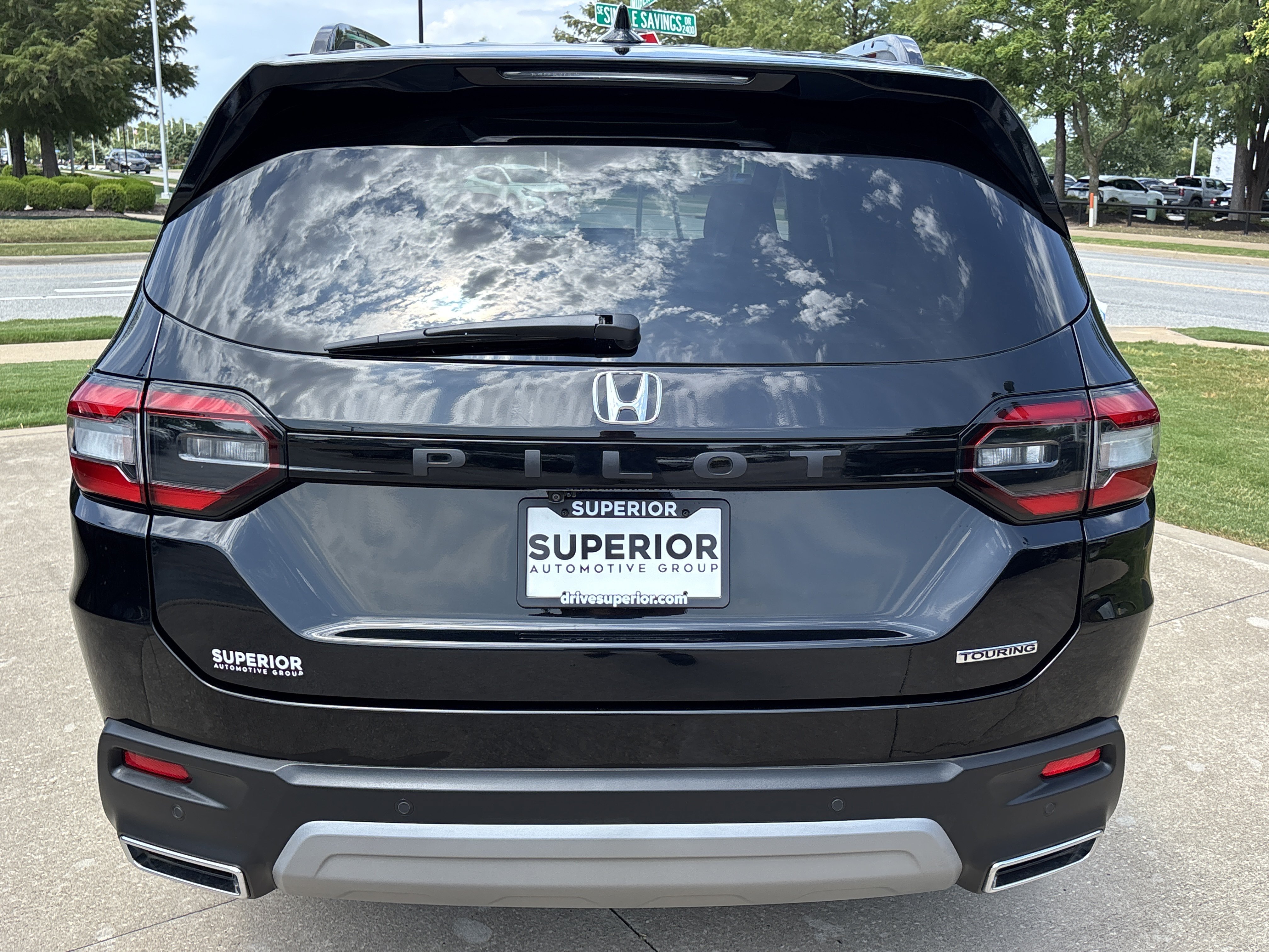 Used 2024 Crystal Black Pearl Honda Touring image 5