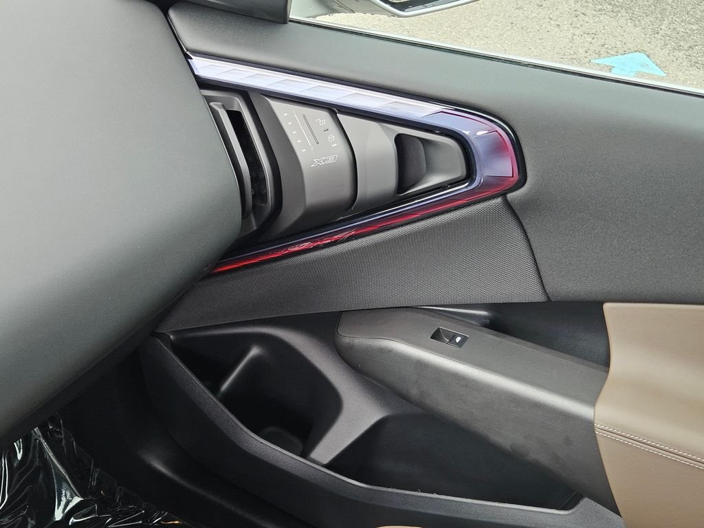 Used 2025 Dark Graphite Metallic BMW 30 xDrive image 28