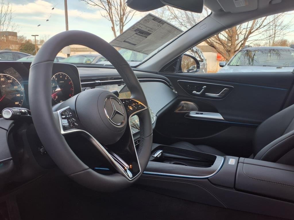 Used 2025 BLACK Mercedes-Benz E 450 image 8