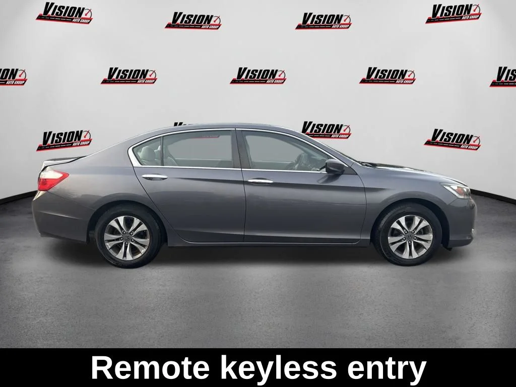 Used 2015 Silver Honda LX image 4