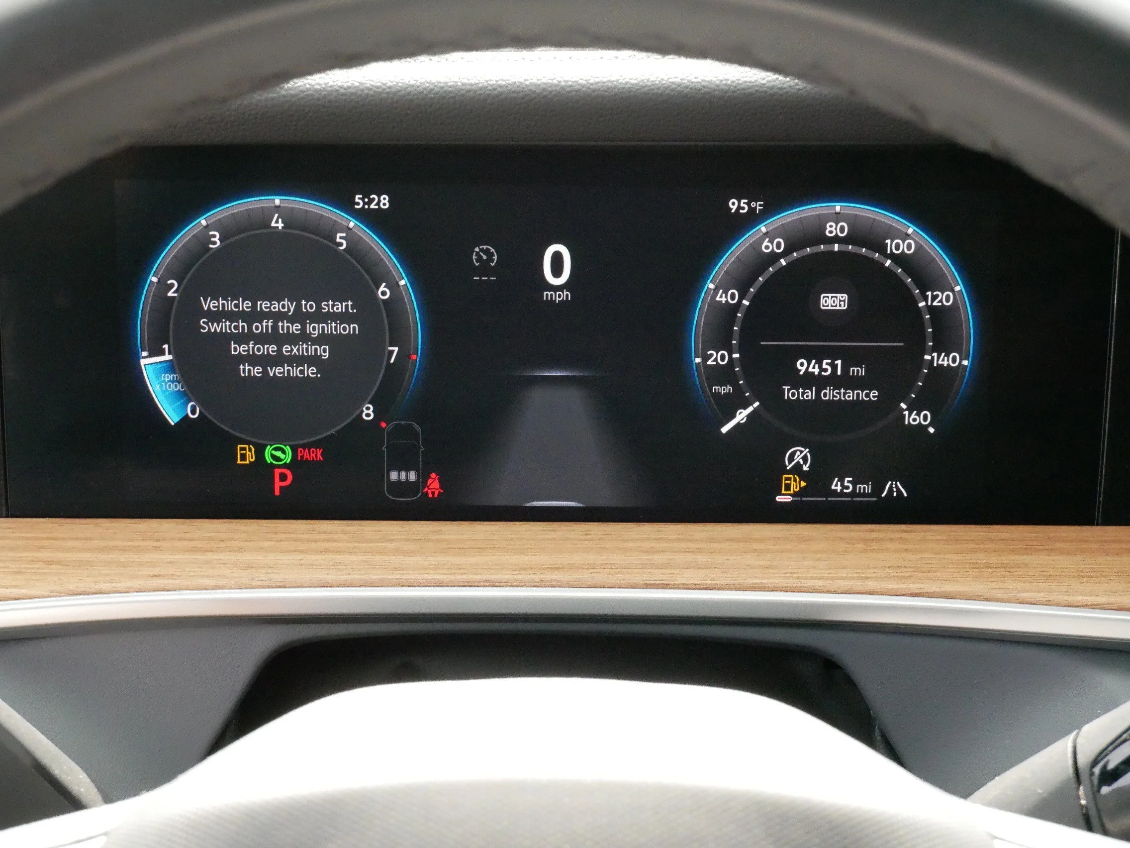 Certified Used 2025 Sandstone Volkswagen SEL R-Line image 21