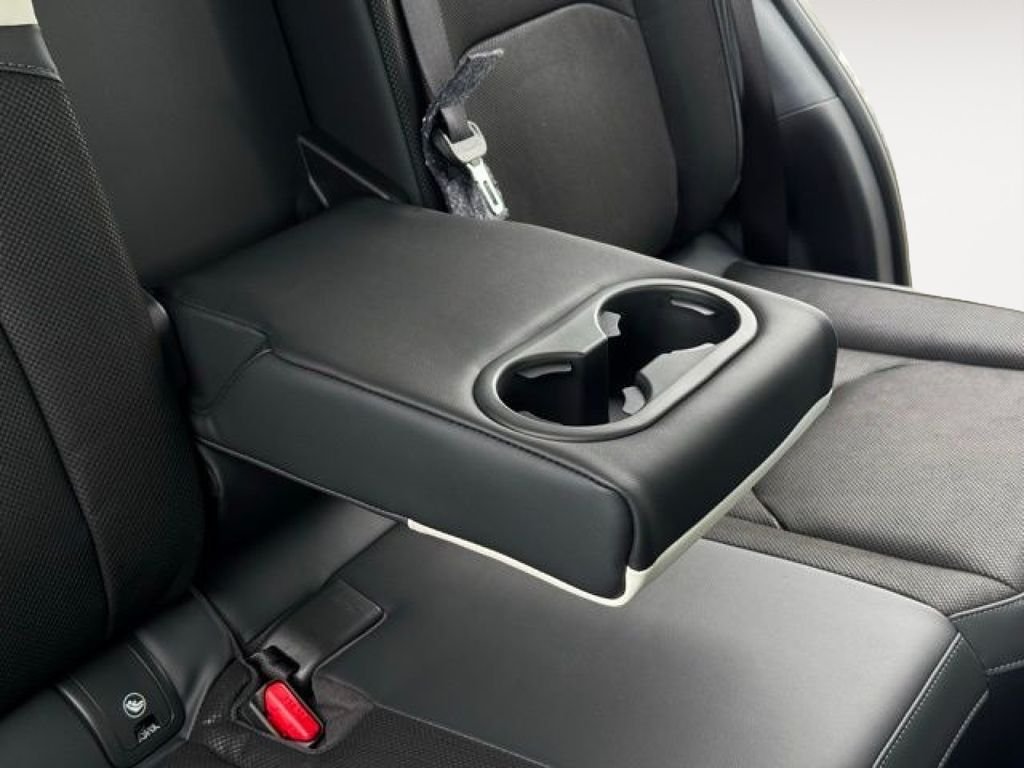 New 2026 Navy Blue Mica Mazda 2.5 S Preferred AWD image 27