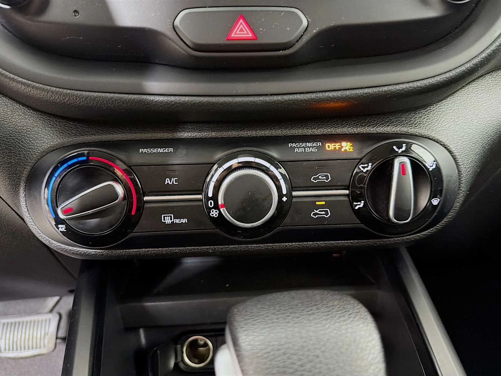 Used 2023 Fusion Black Kia LX image 13