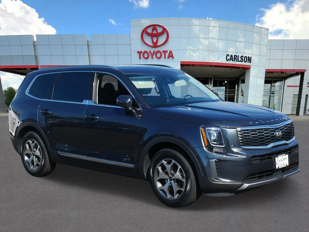 Used 2021 Kia Telluride EX with VIN 5XYP3DHC3MG114831 for sale in Minneapolis, Minnesota