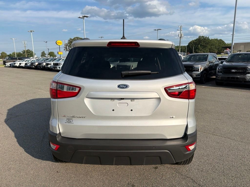 Used 2021 Silver Metallic Ford SE image 5