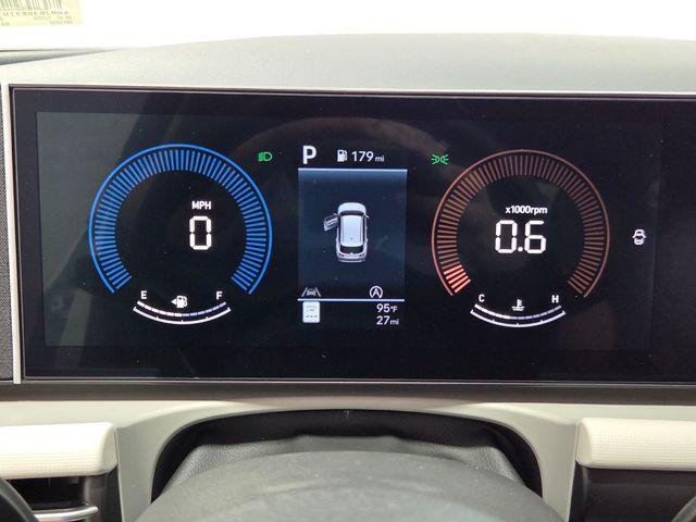 New 2026 White Hyundai SEL FWD image 25