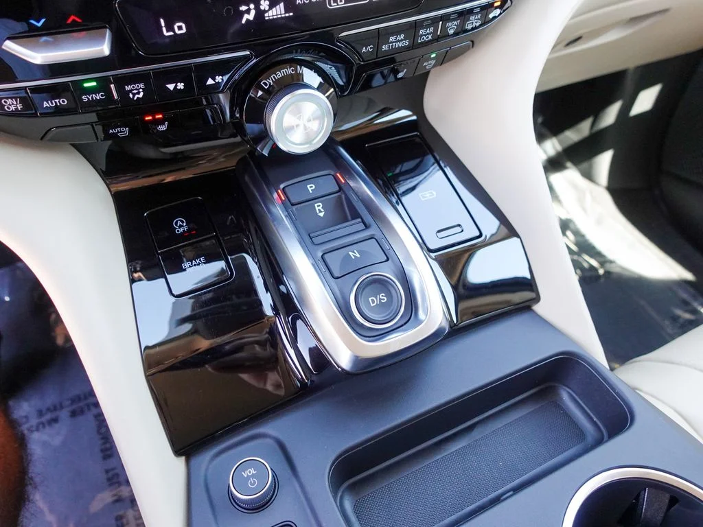 New 2026 Platinum White Acura Technology Package image 20