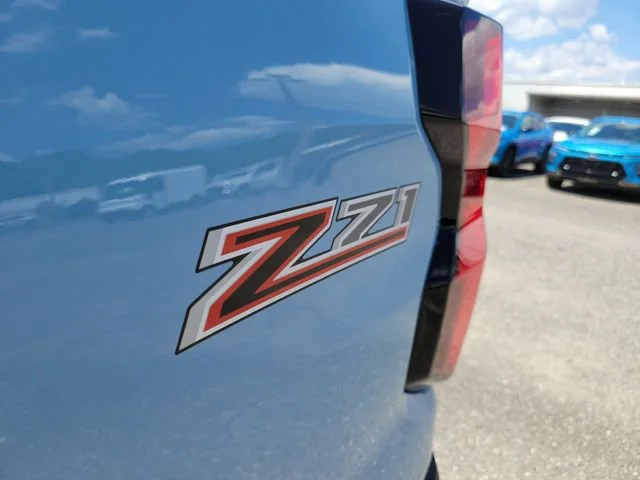 2026 Chevrolet Colorado Z71 - Photo 10