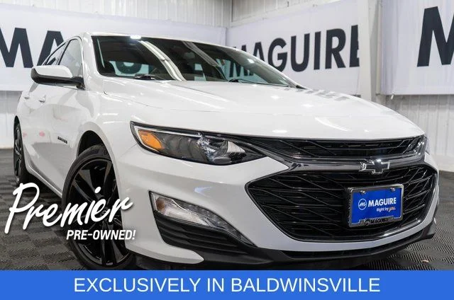 Used 2025 White Chevrolet LT image 1