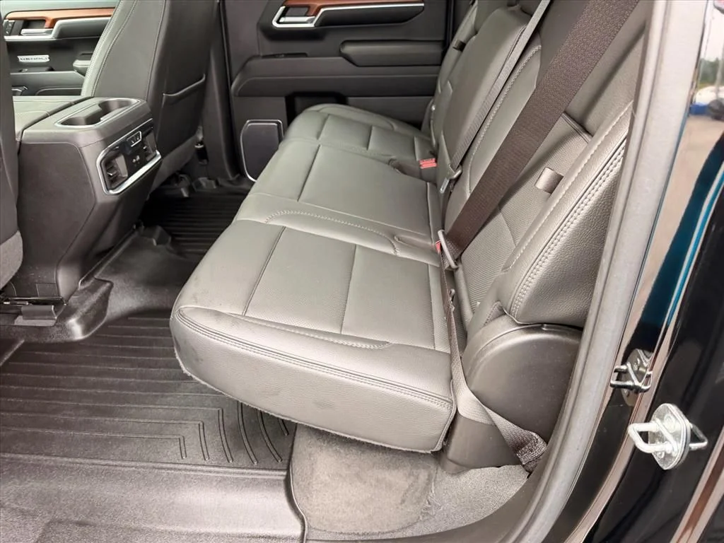 Used 2023 Black GMC Denali image 10