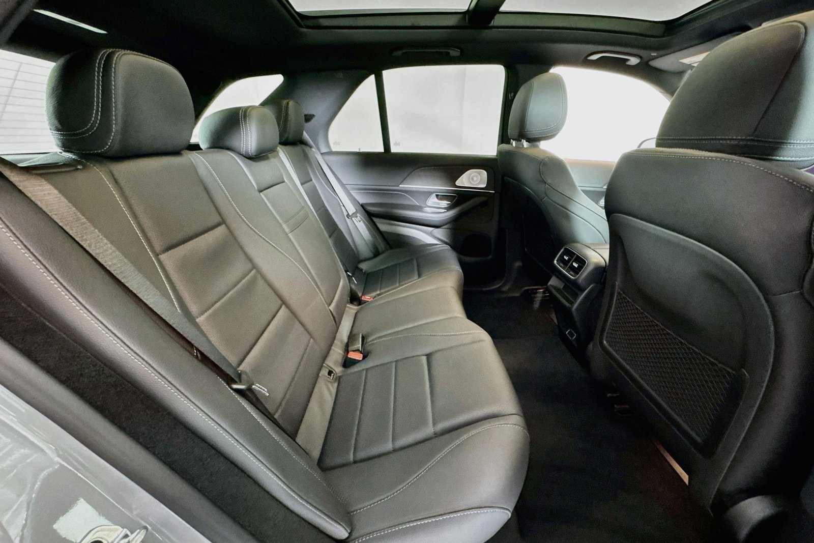 New 2026 MANUFAKTUR Alpine Grey Mercedes-Benz GLE 450 image 25