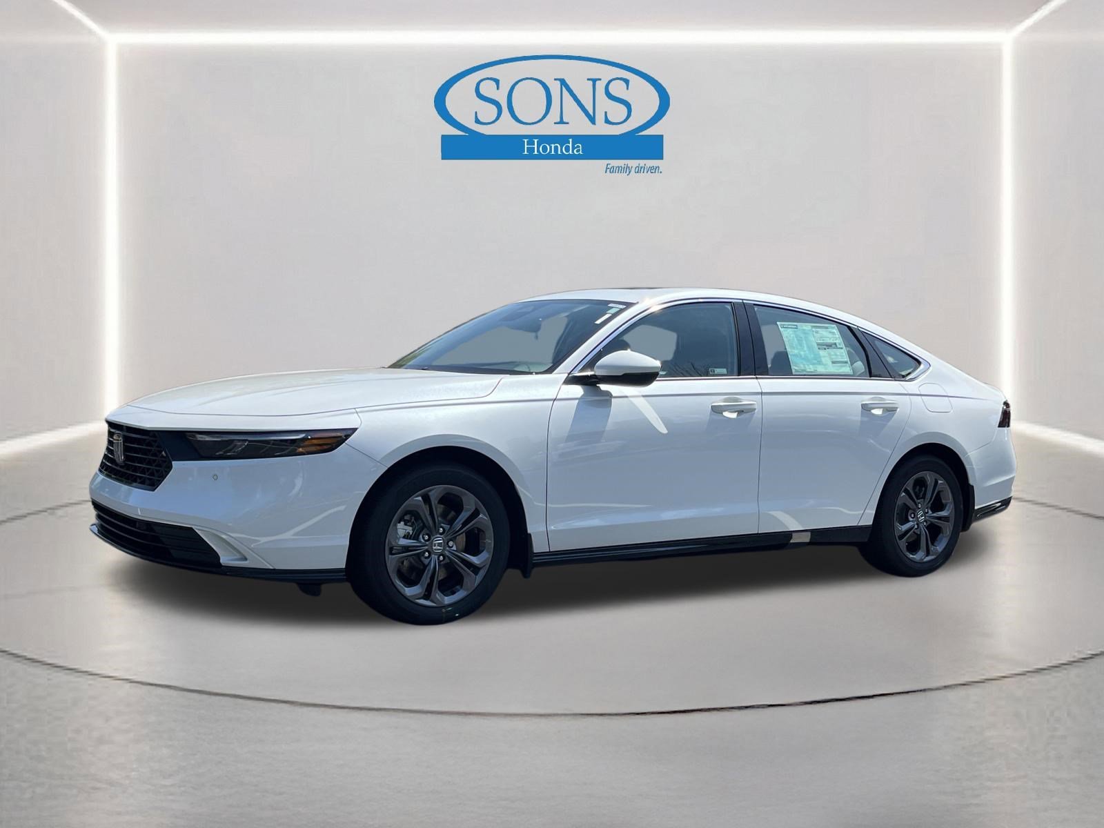 2025 Honda Accord Hybrid EX-L - Photo 24