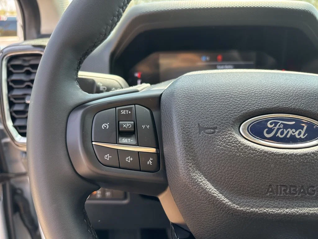 Used 2025 White Ford XLT image 22