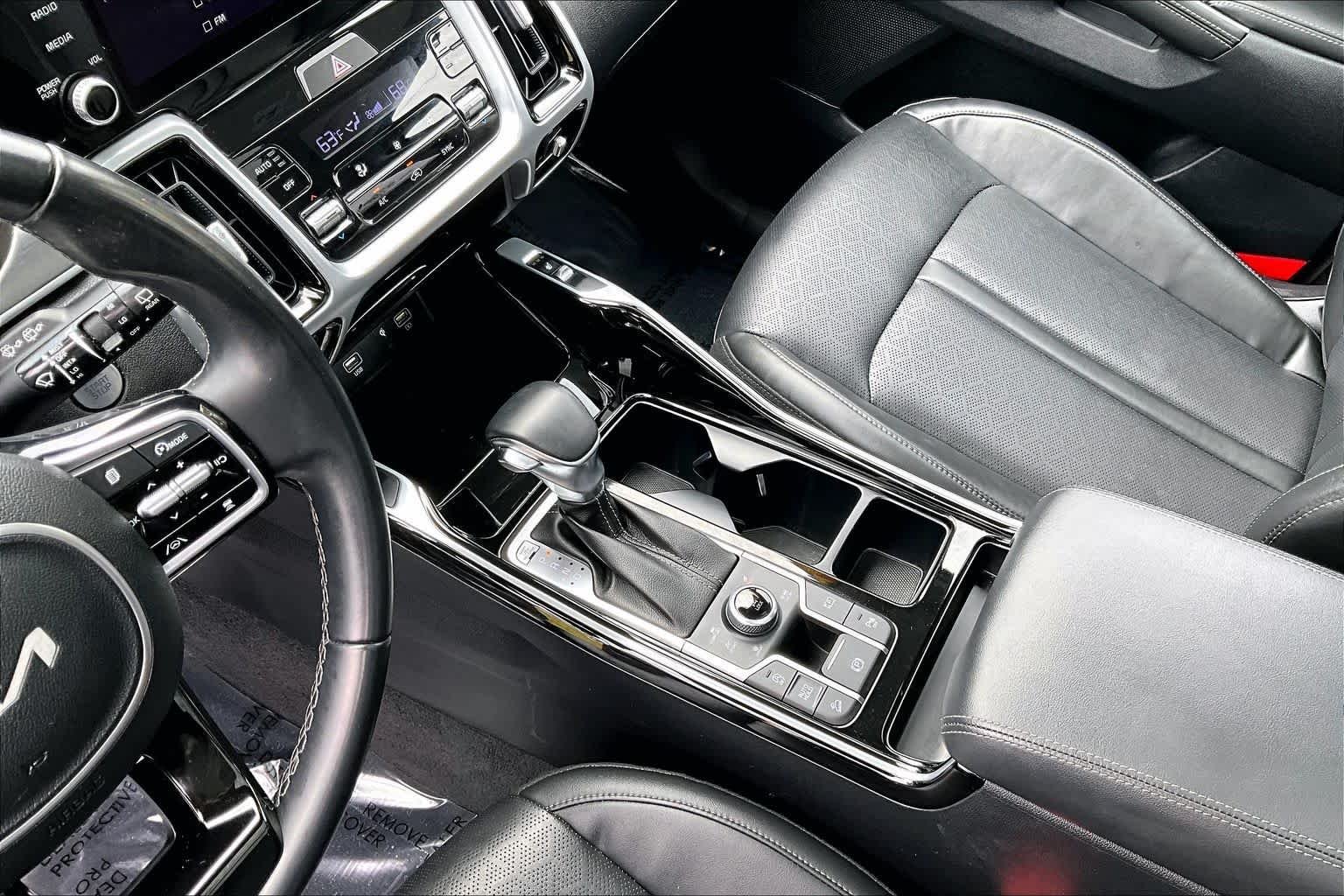 Used 2022 Gravity Grey Kia SX image 17