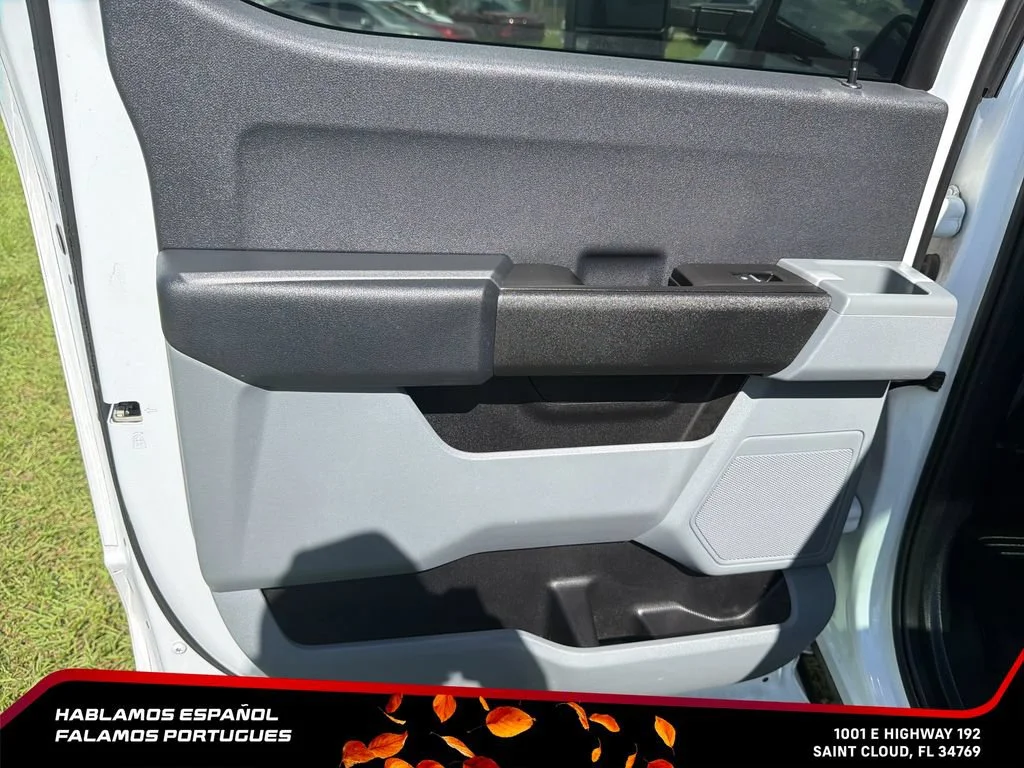 Used 2023 White Ford XL image 23